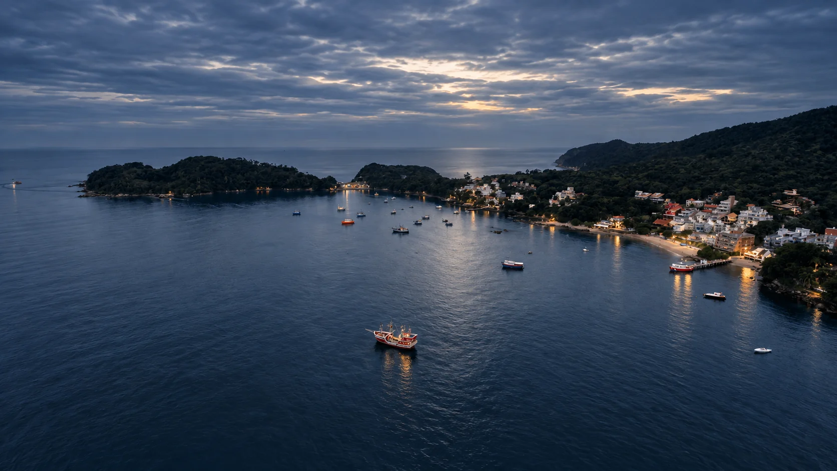 Vista da costa de Bombinhas ao anoitecer, em interpretação visual criada com IA a partir de uma referência local